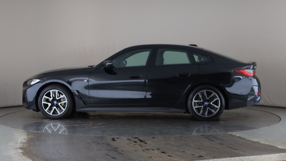 BMW I4 Image 2