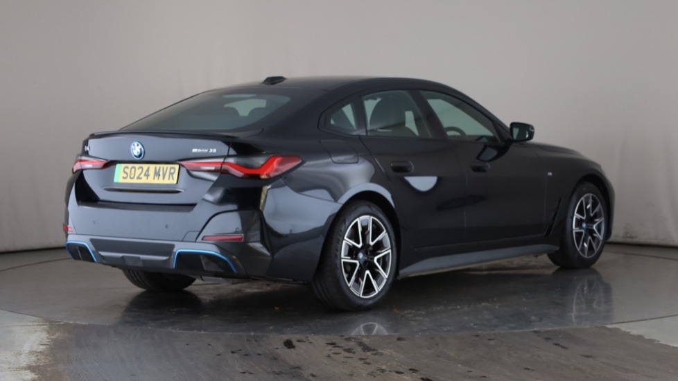 BMW I4 Image 5