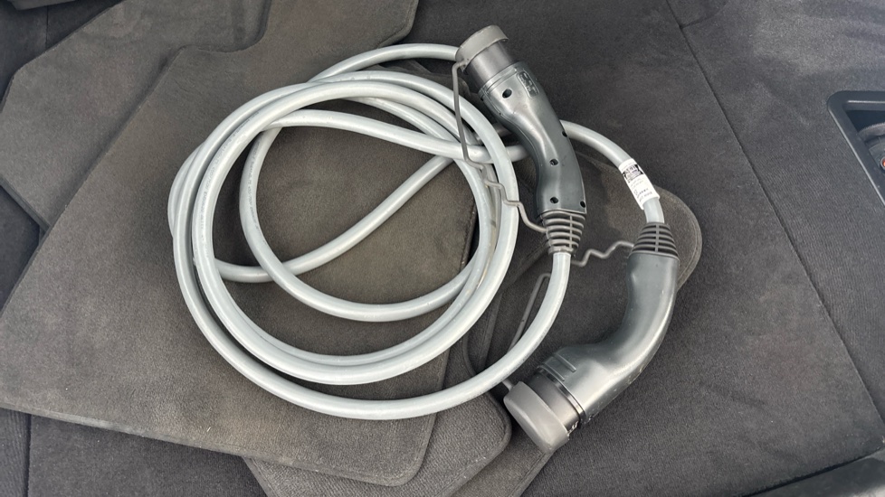 BMW I4 Image 22