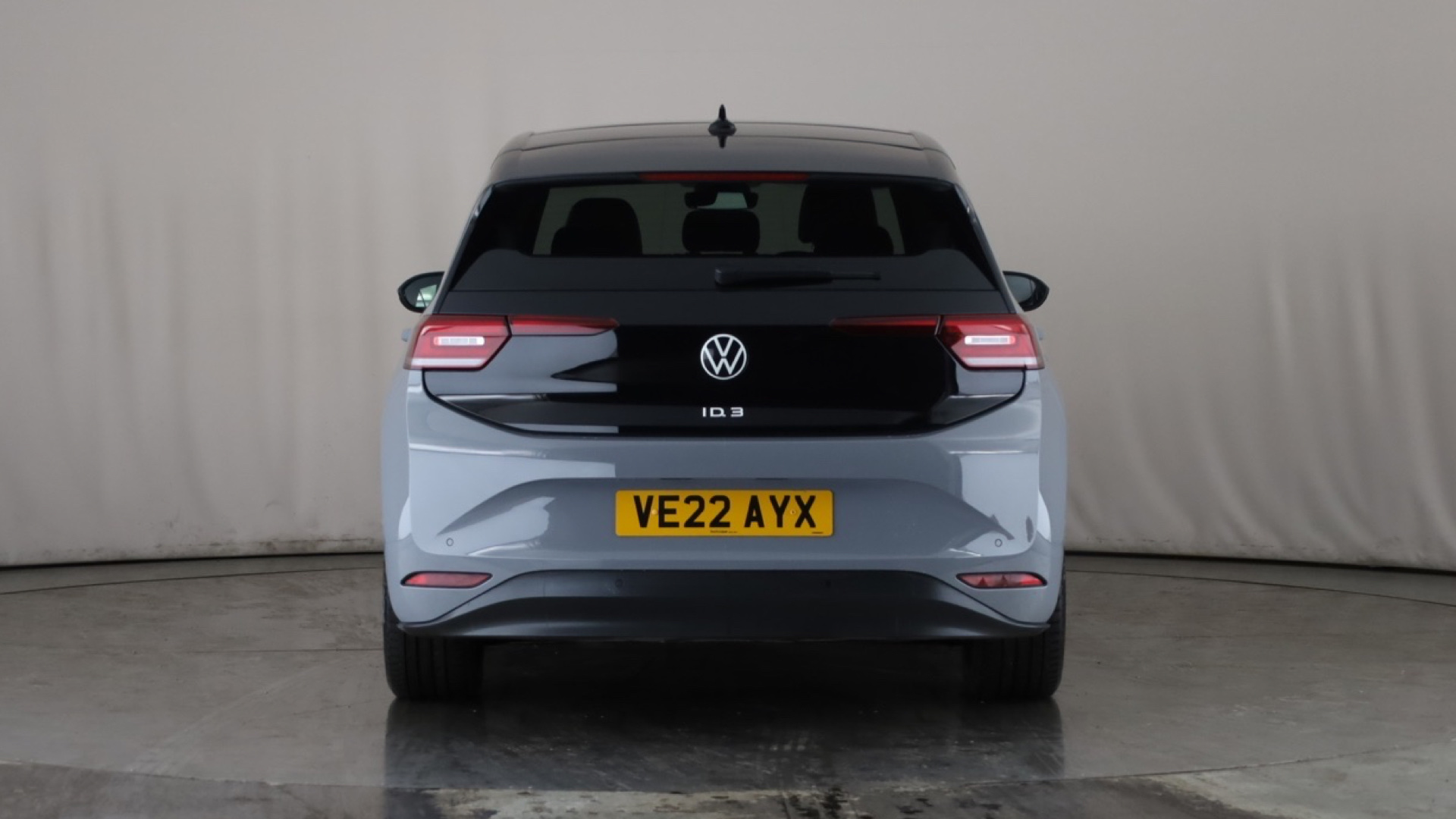 4020616 150kW Family Pro Perform 58kWh 5dr Auto [120kW Ch]