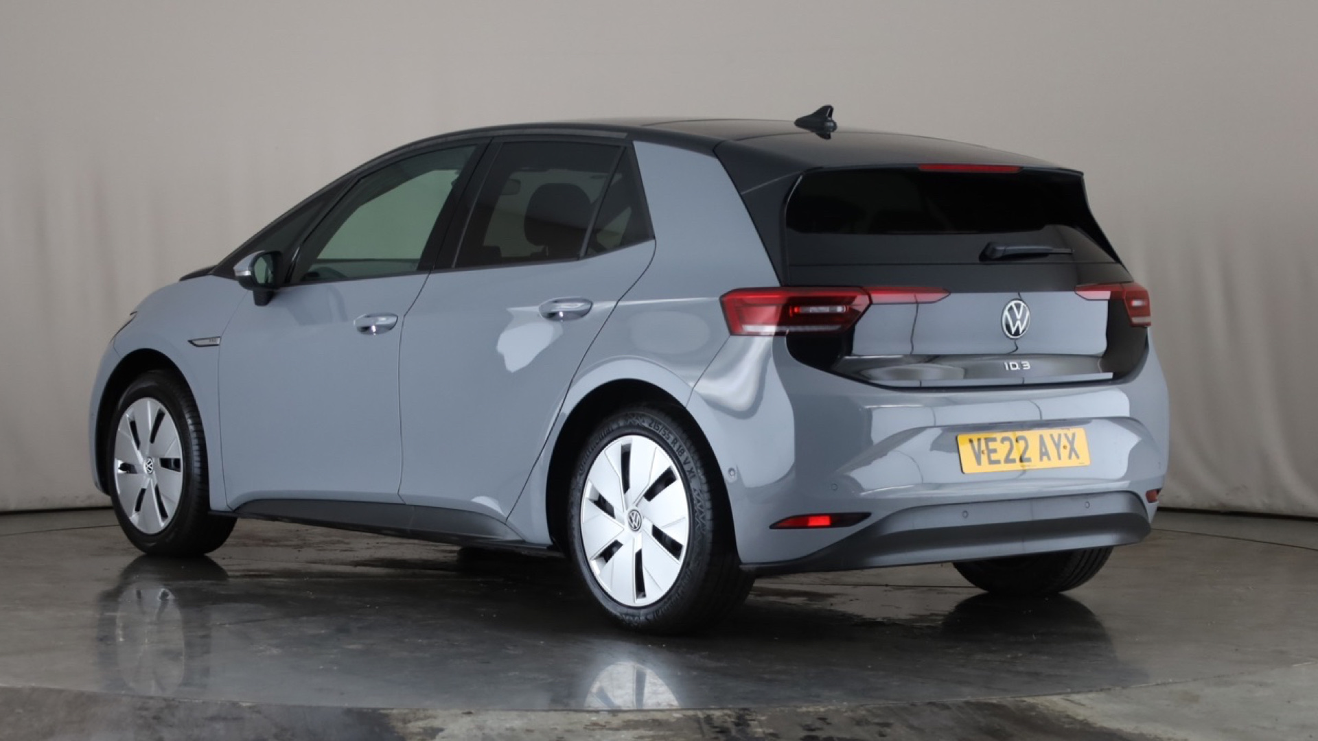 4020616 150kW Family Pro Perform 58kWh 5dr Auto [120kW Ch]