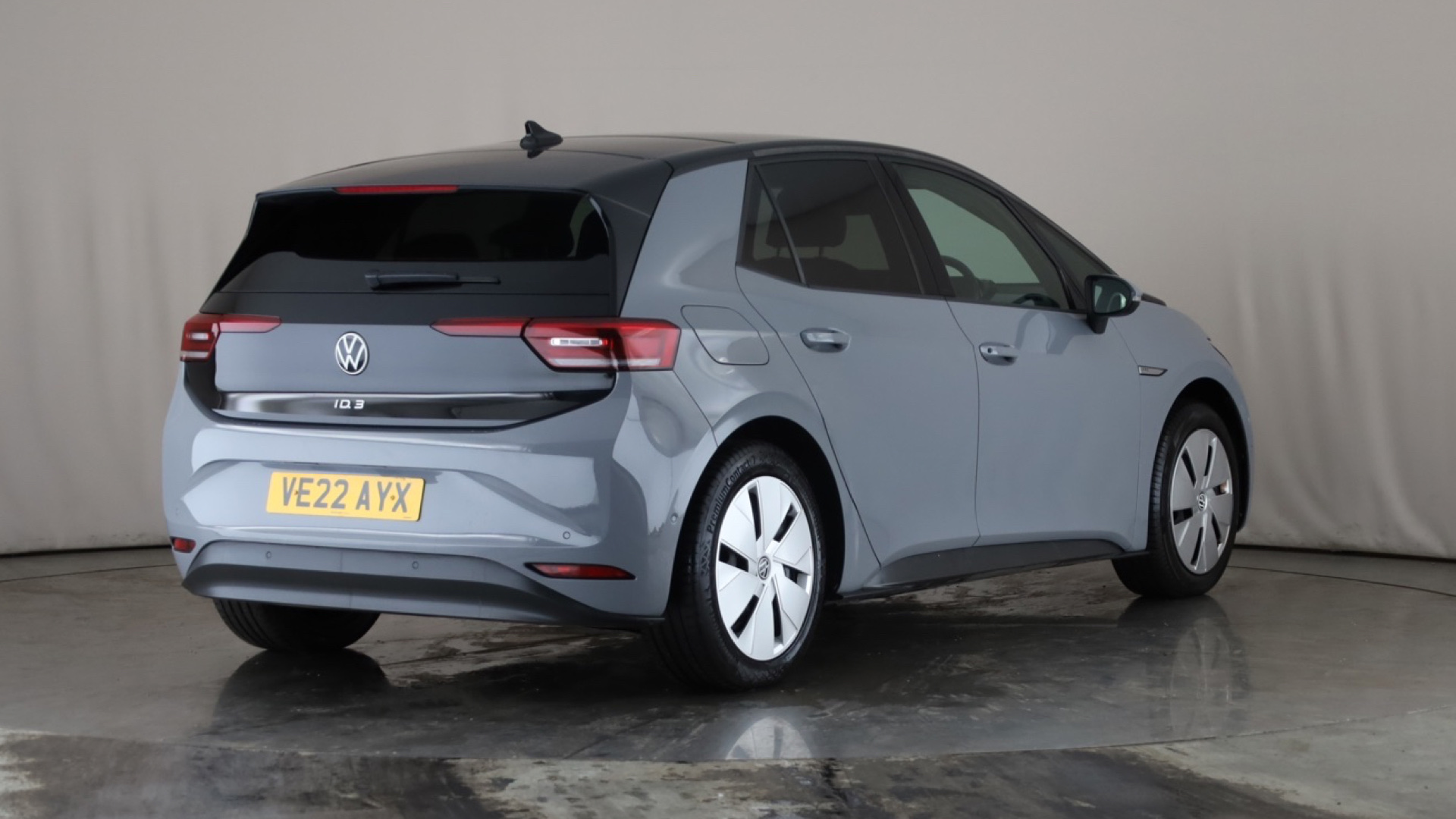 4020616 150kW Family Pro Perform 58kWh 5dr Auto [120kW Ch]