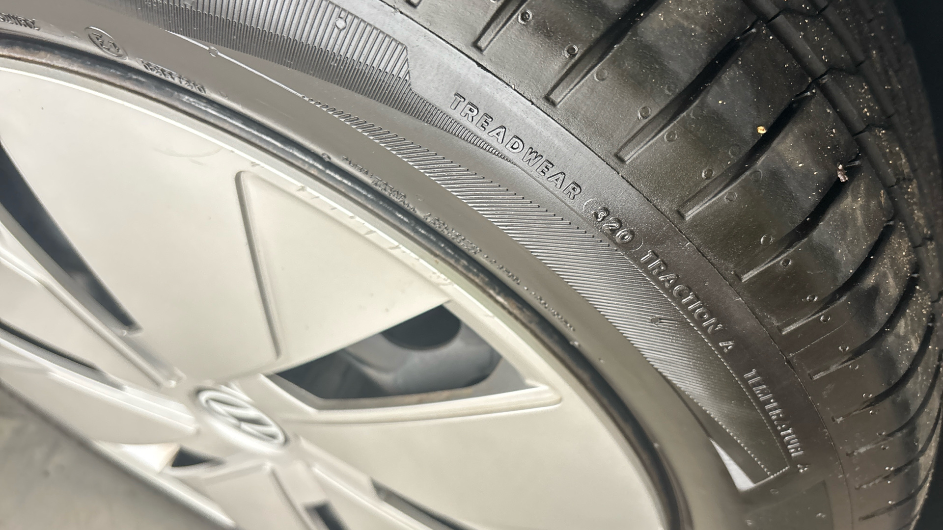 4020616 150kW Family Pro Perform 58kWh 5dr Auto [120kW Ch]