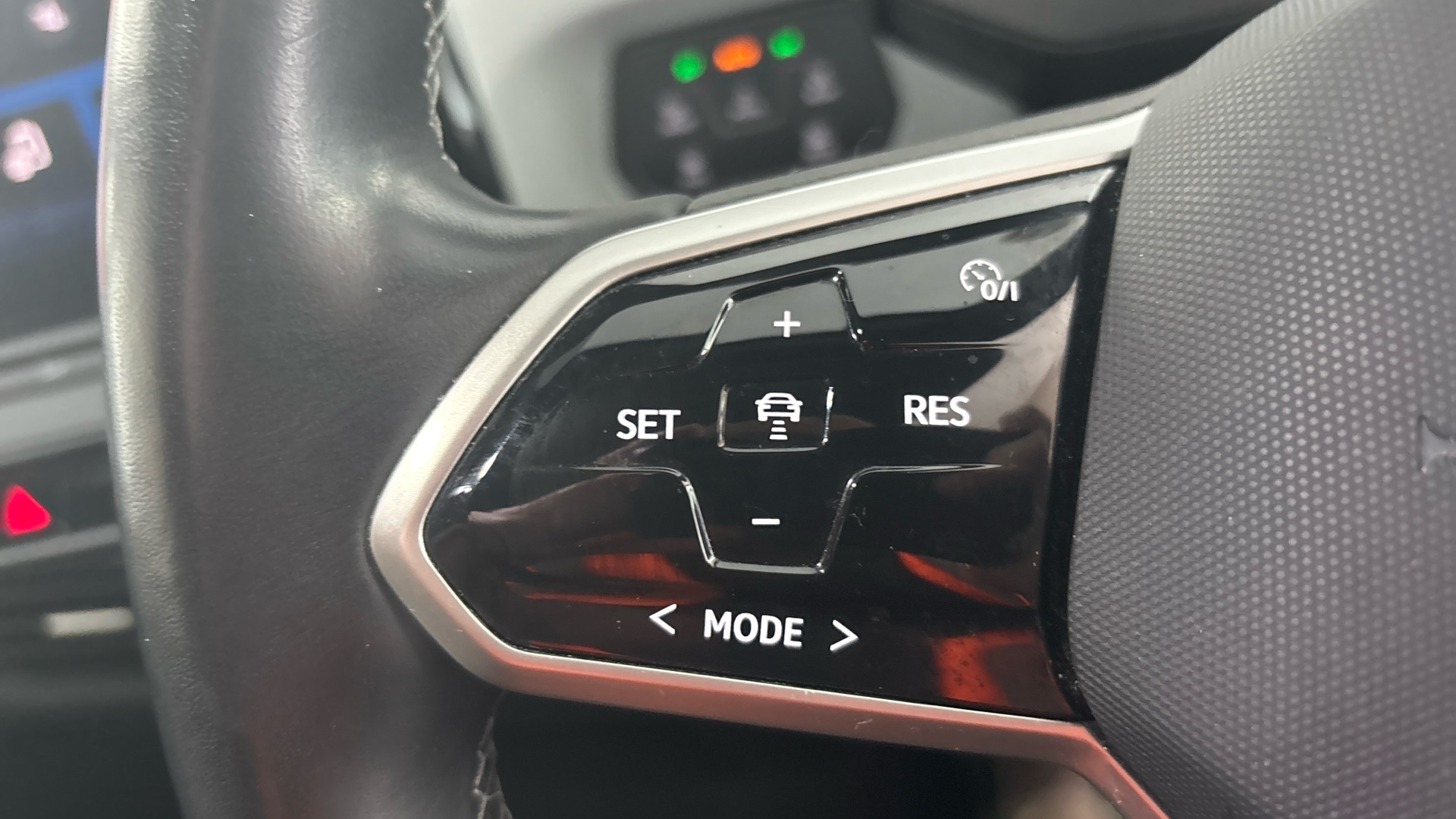 4020616 150kW Family Pro Perform 58kWh 5dr Auto [120kW Ch]