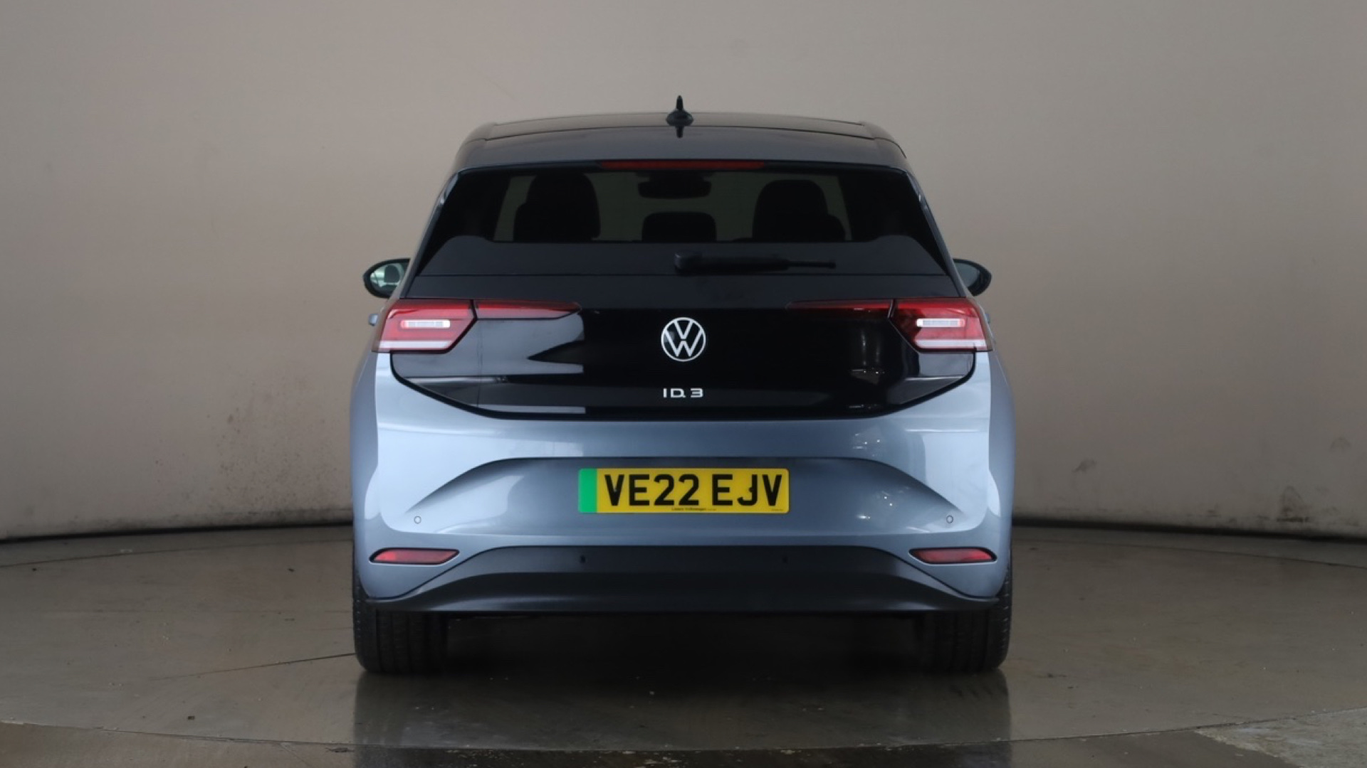 4049542 150kW Family Pro Performance 58kWh 5dr Auto