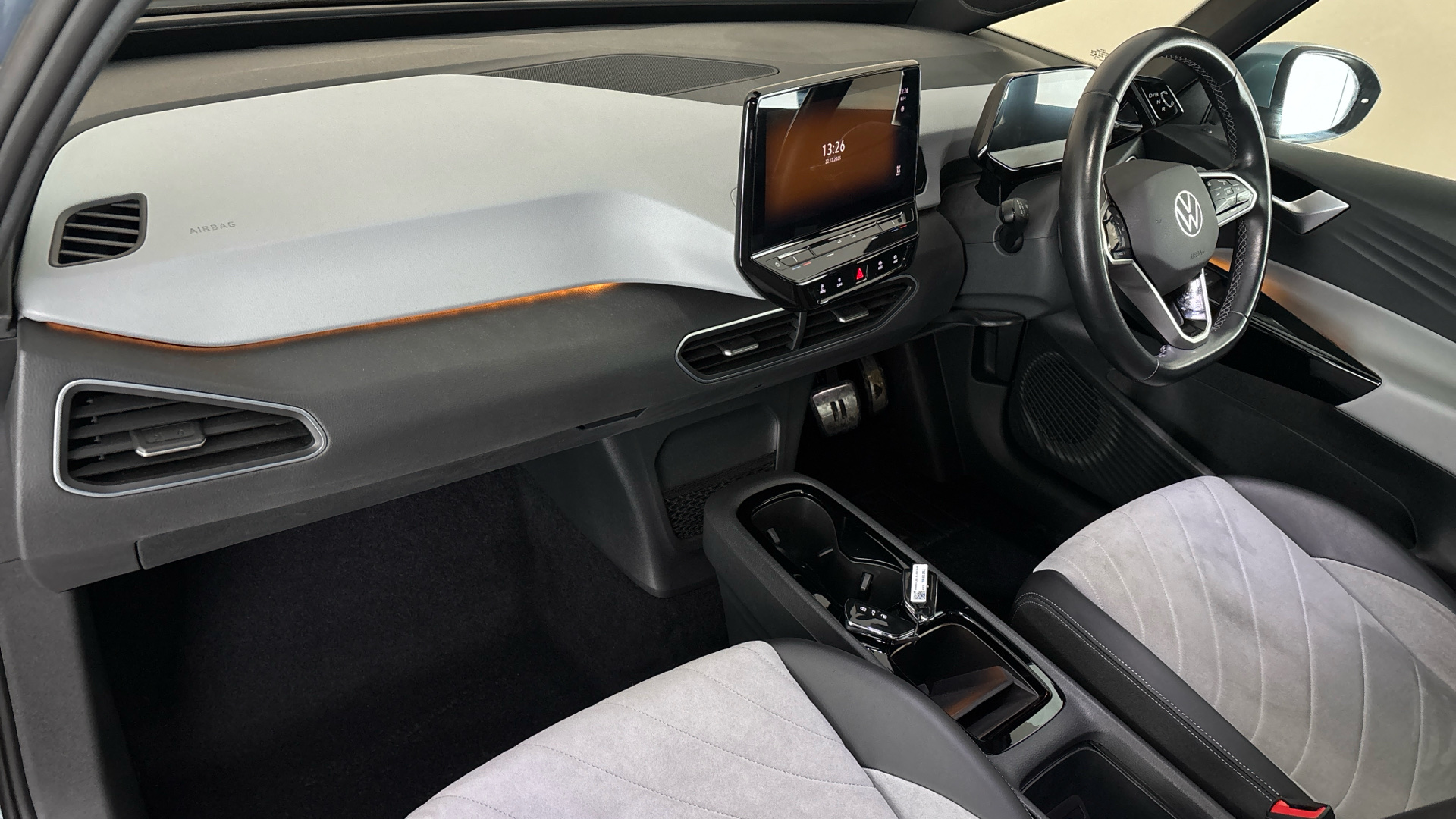 4049542 150kW Family Pro Performance 58kWh 5dr Auto