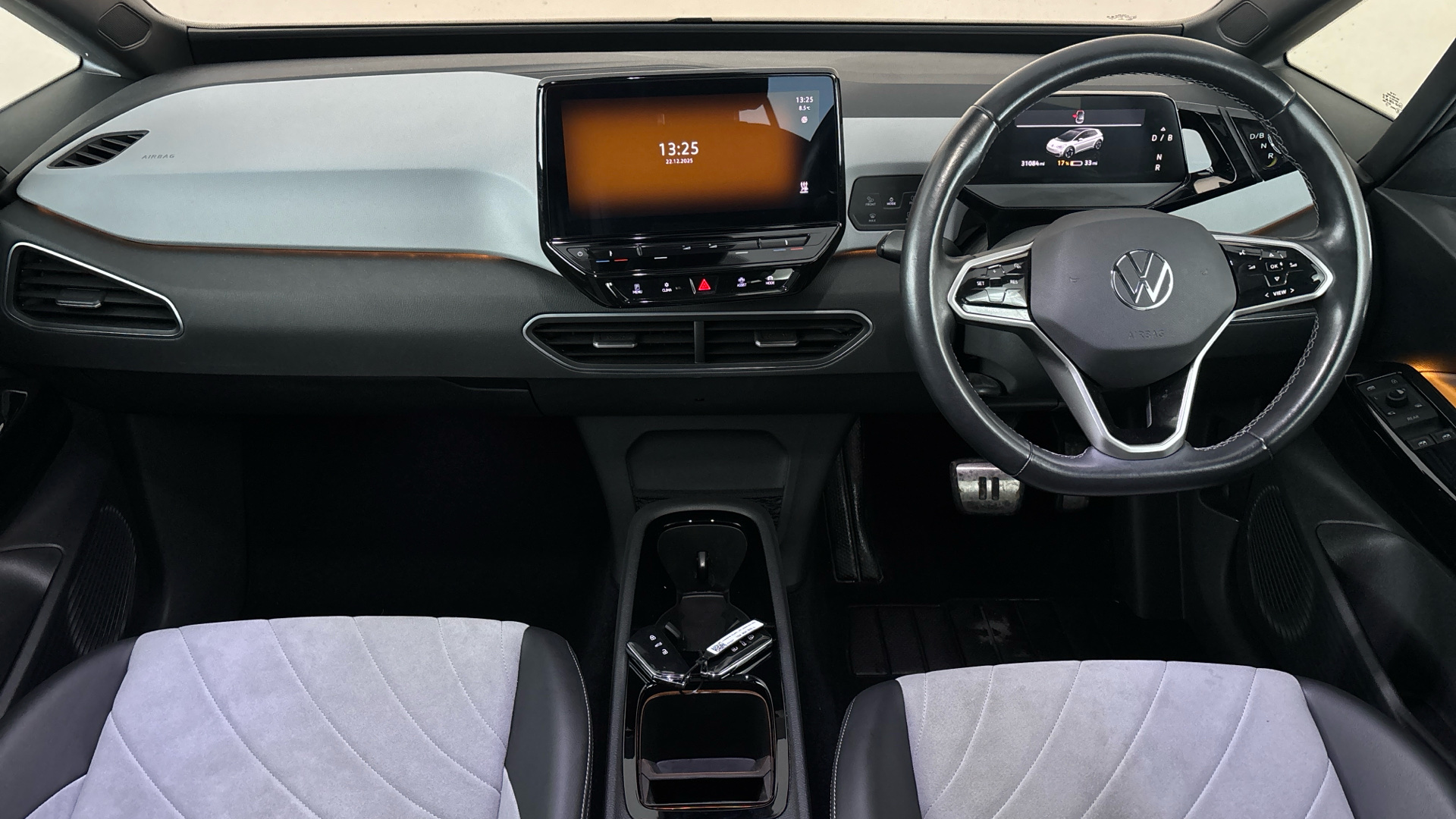 4049542 150kW Family Pro Performance 58kWh 5dr Auto