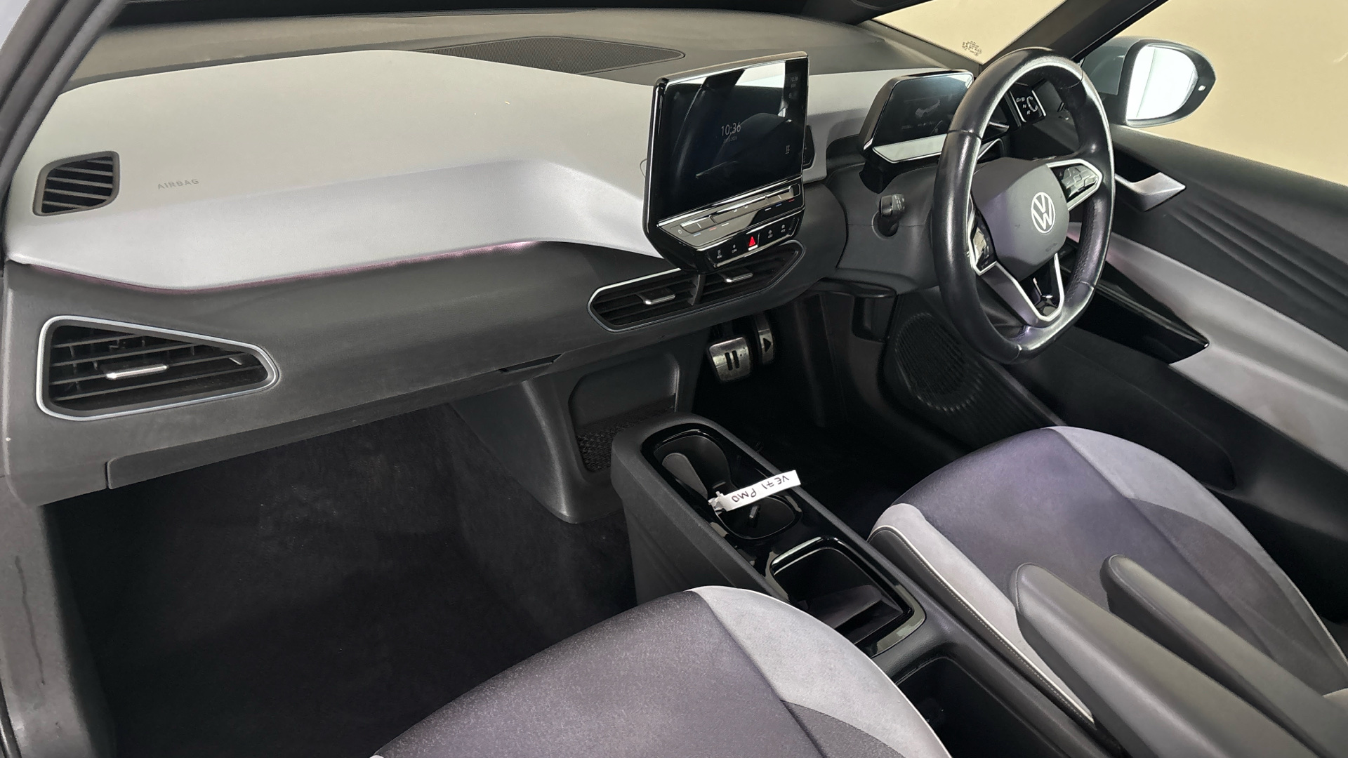 4049540 150kW Family Pro Performance 58kWh 5dr Auto