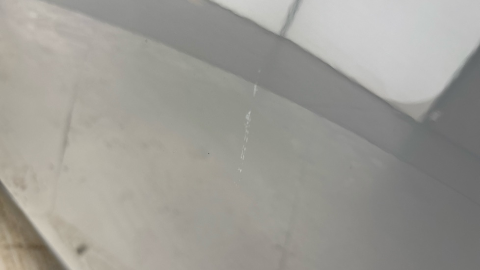 VOLKSWAGEN ID.3 chips and scratches