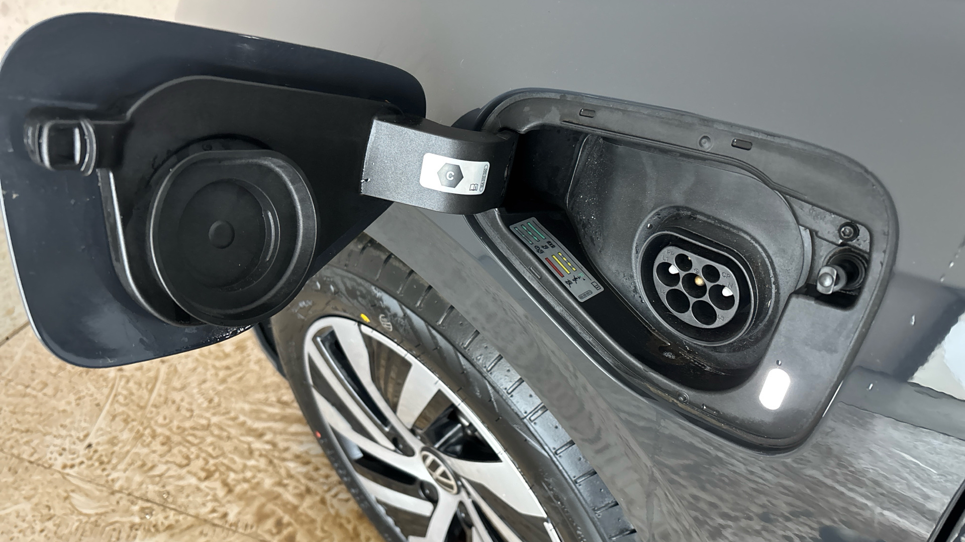 4060173 1.4 TSI eHybrid Style 5dr DSG