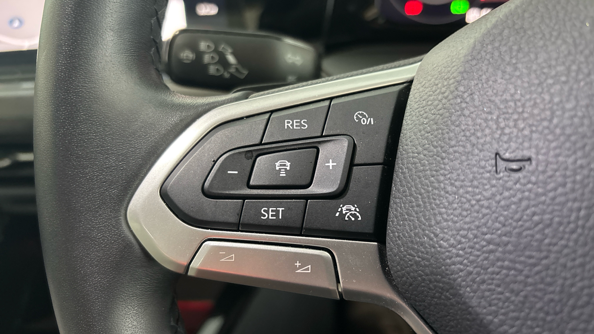 4060173 1.4 TSI eHybrid Style 5dr DSG