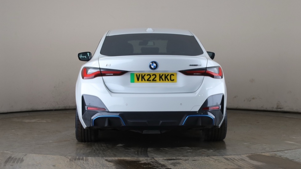 BMW I4 Image 4