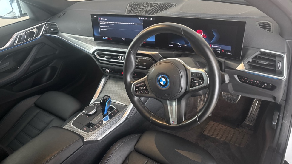 BMW I4 Image 9