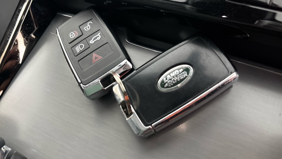 LAND ROVER RANGE ROVER SPORT 2 keys