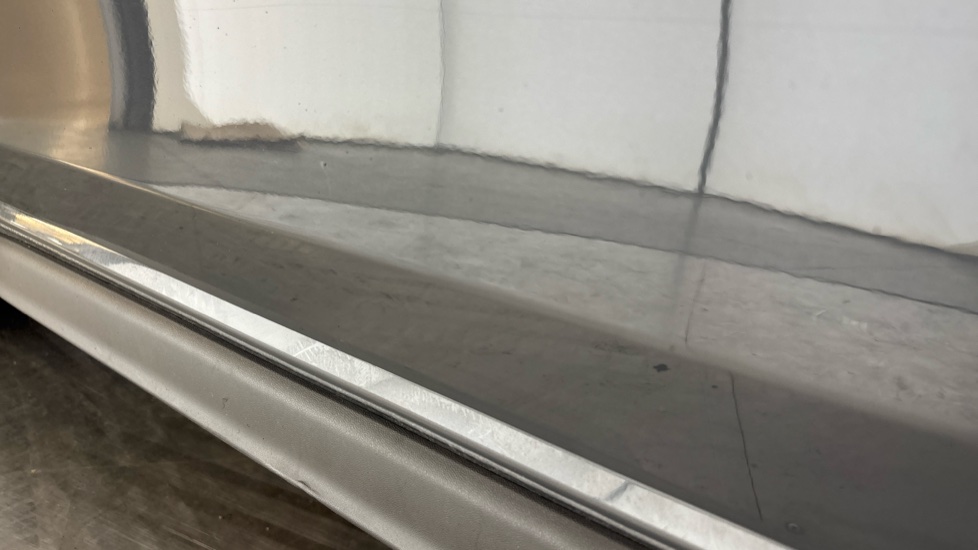 VOLKSWAGEN GOLF chips and dents