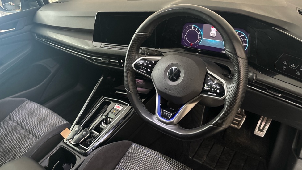 VOLKSWAGEN GOLF Image 9