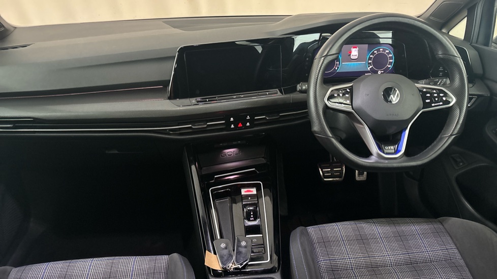 VOLKSWAGEN GOLF Image 11