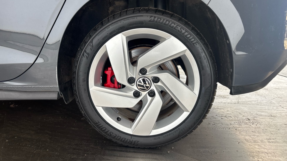 VOLKSWAGEN GOLF Image 18