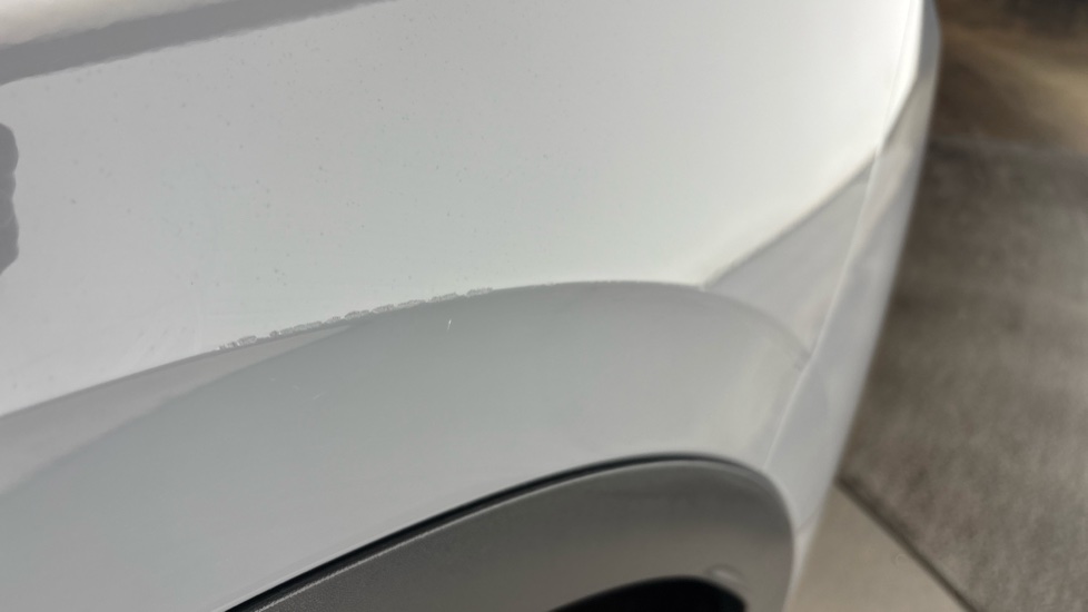VOLKSWAGEN ID.4 chips and dents