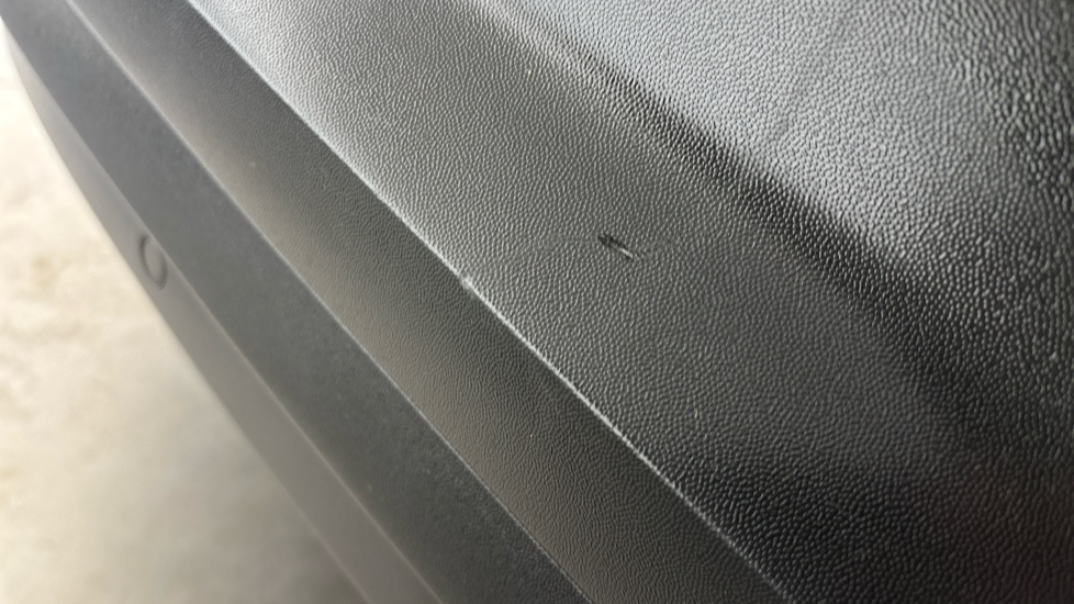 VOLKSWAGEN ID.4 chips and scratches