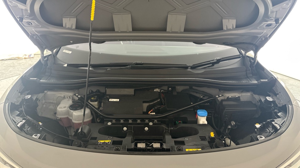 VOLKSWAGEN ID.4 Image 16