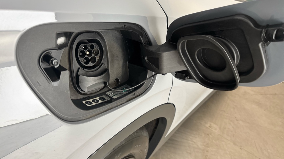 VOLKSWAGEN ID.4 Image 21