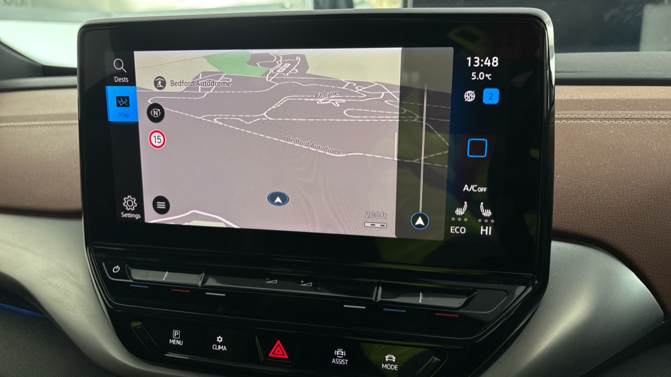 VOLKSWAGEN ID.4 Image 12