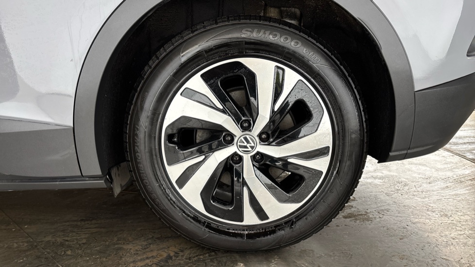 VOLKSWAGEN ID.4 Image 18