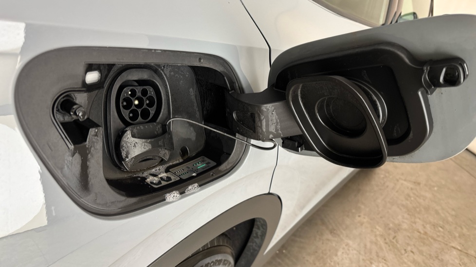 VOLKSWAGEN ID.4 Image 21