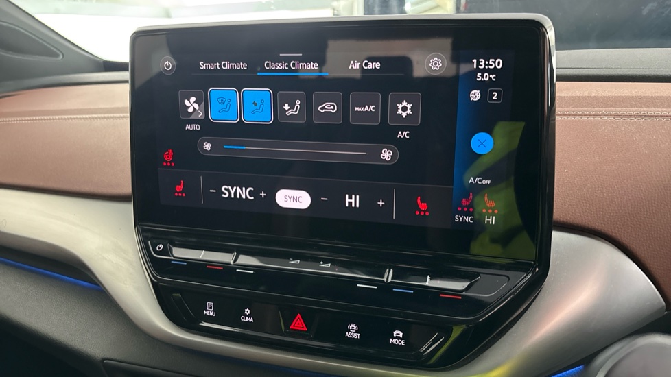 VOLKSWAGEN ID.4 heated interior