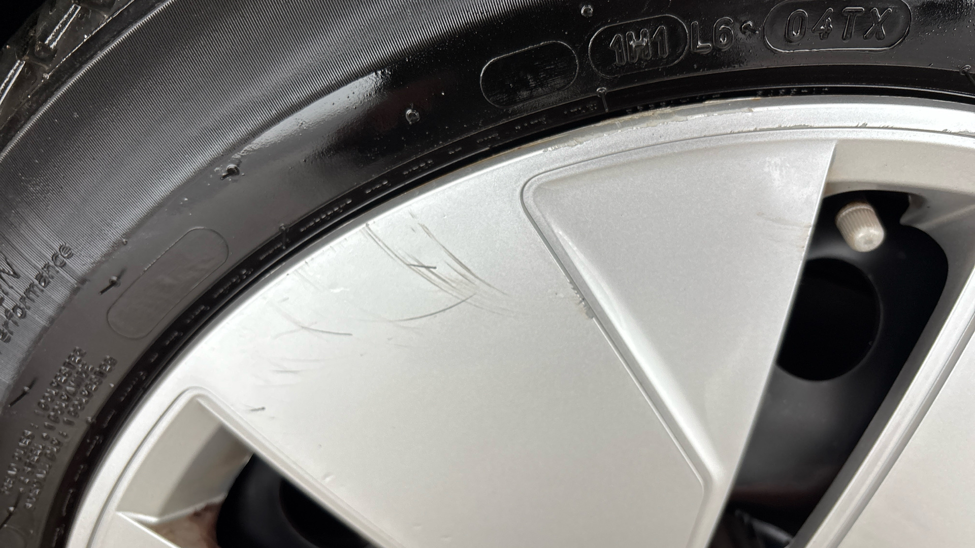 4060159 150kW Family Pro Performance 58kWh 5dr Auto