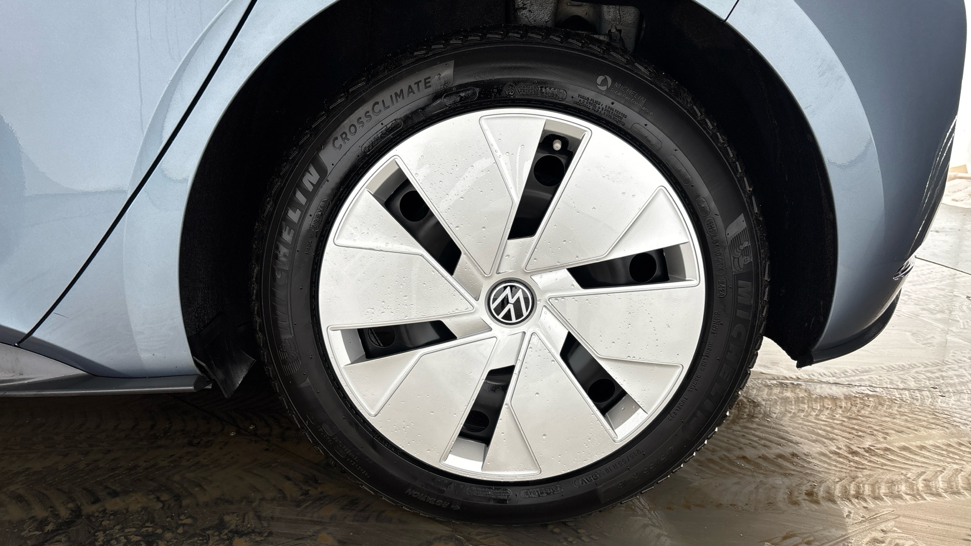 4060159 150kW Family Pro Performance 58kWh 5dr Auto