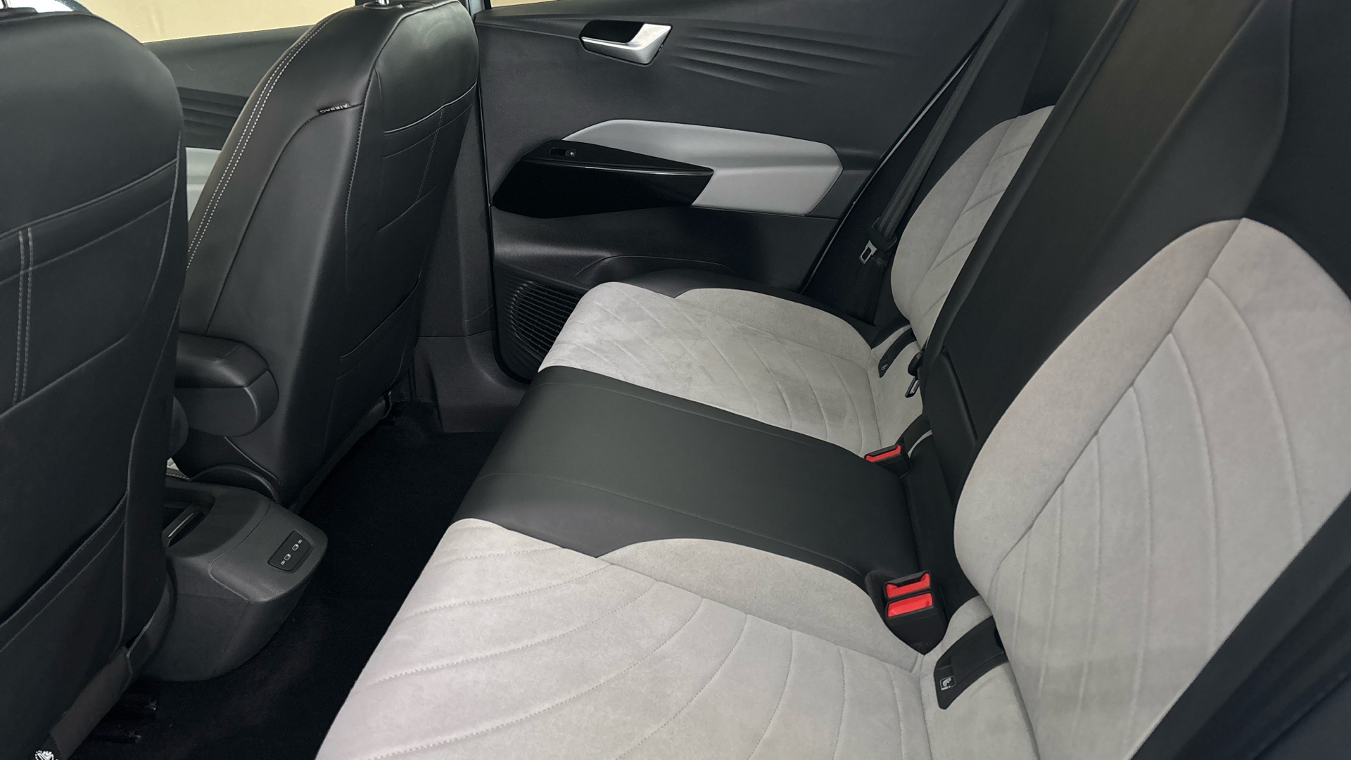 4027808 150kW Family Pro Performance 58kWh 5dr Auto