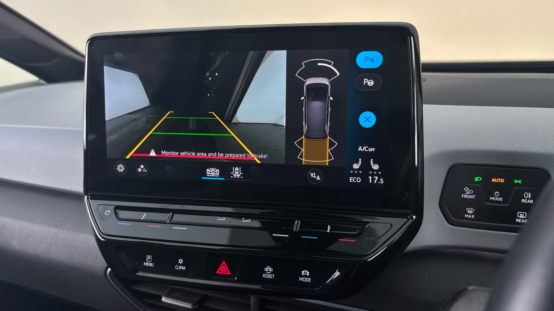 4027808 150kW Family Pro Performance 58kWh 5dr Auto