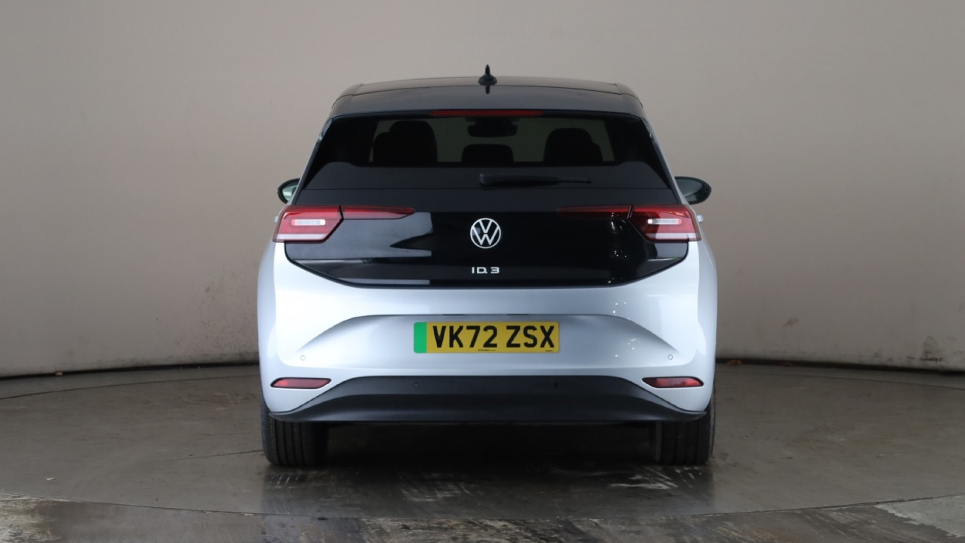 4020852 150kW Family Pro Performance 58kWh 5dr Auto