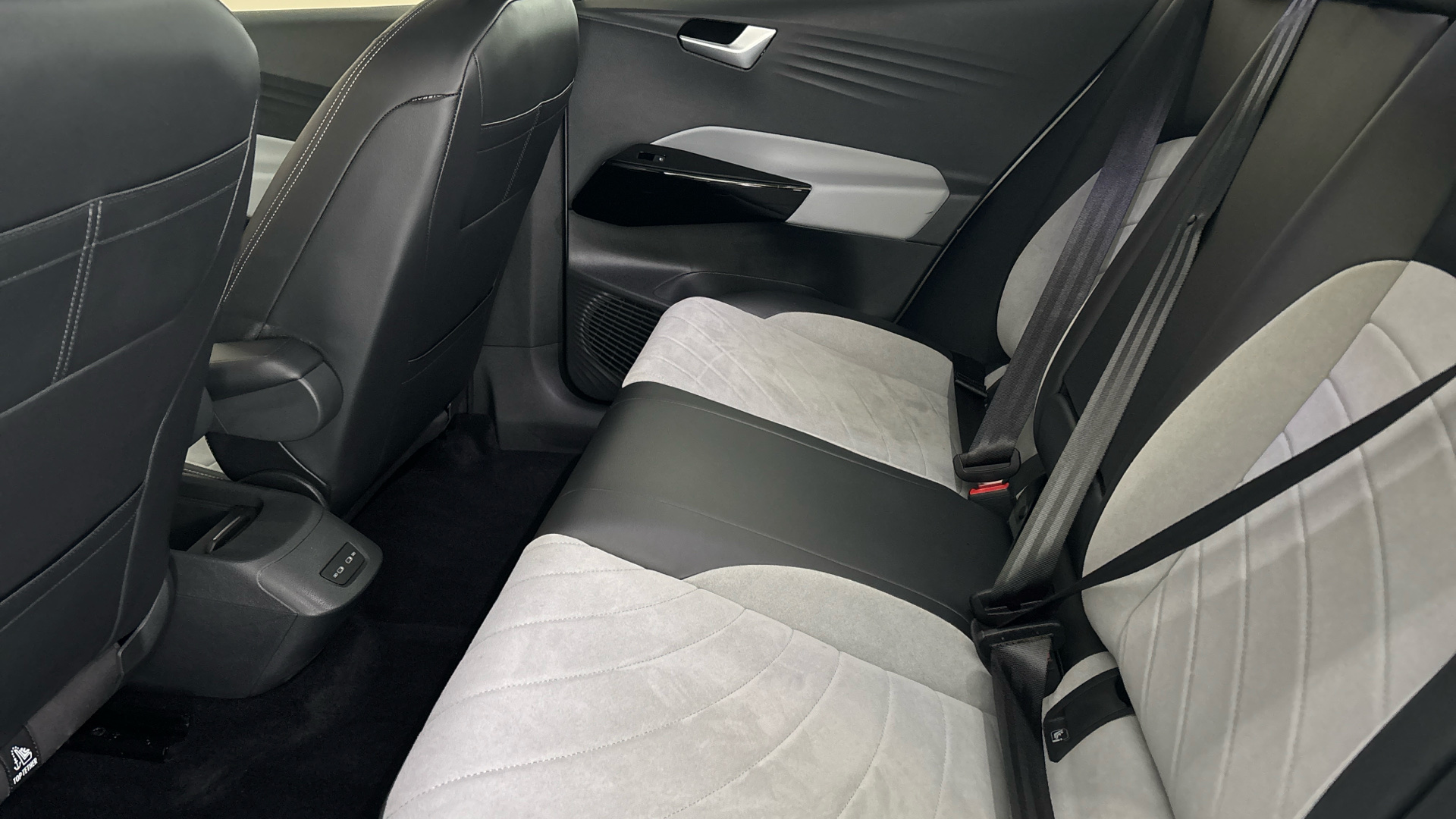 4020852 150kW Family Pro Performance 58kWh 5dr Auto