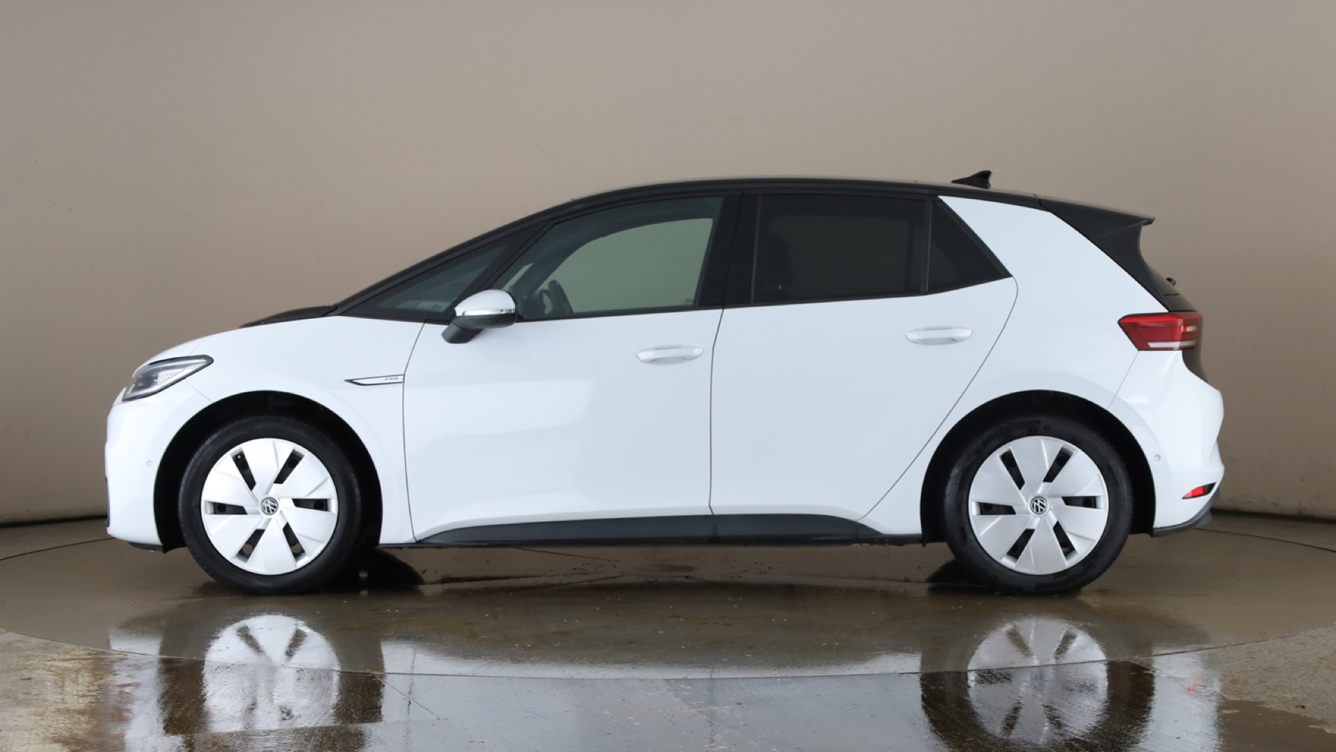 150kW Family Pro Performance 58kWh 5dr Auto [2022]