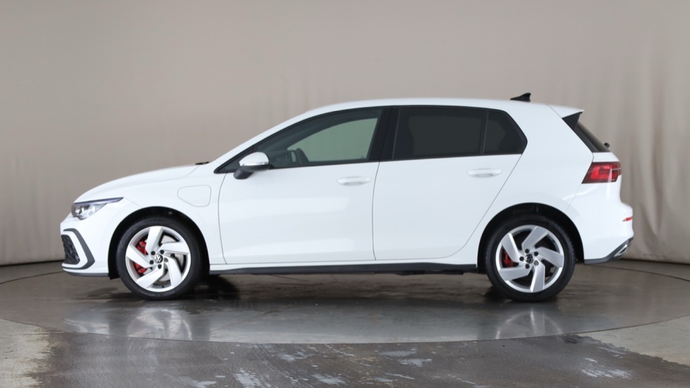 VOLKSWAGEN GOLF Image 2