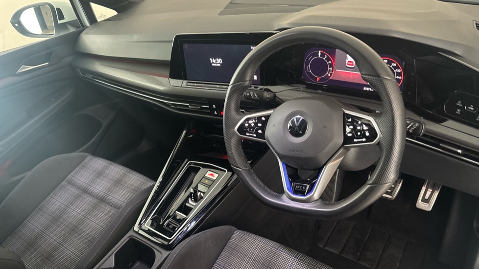 VOLKSWAGEN GOLF Image 9