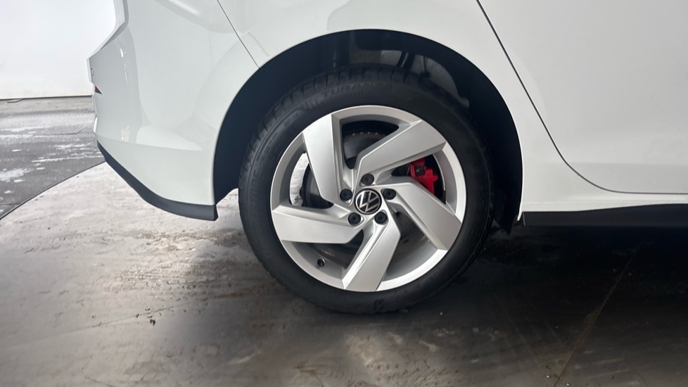 VOLKSWAGEN GOLF Image 19