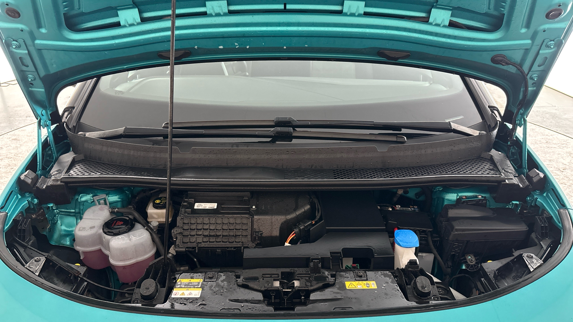 4027752 150kW Life Pro Performance 58kWh 5dr Auto