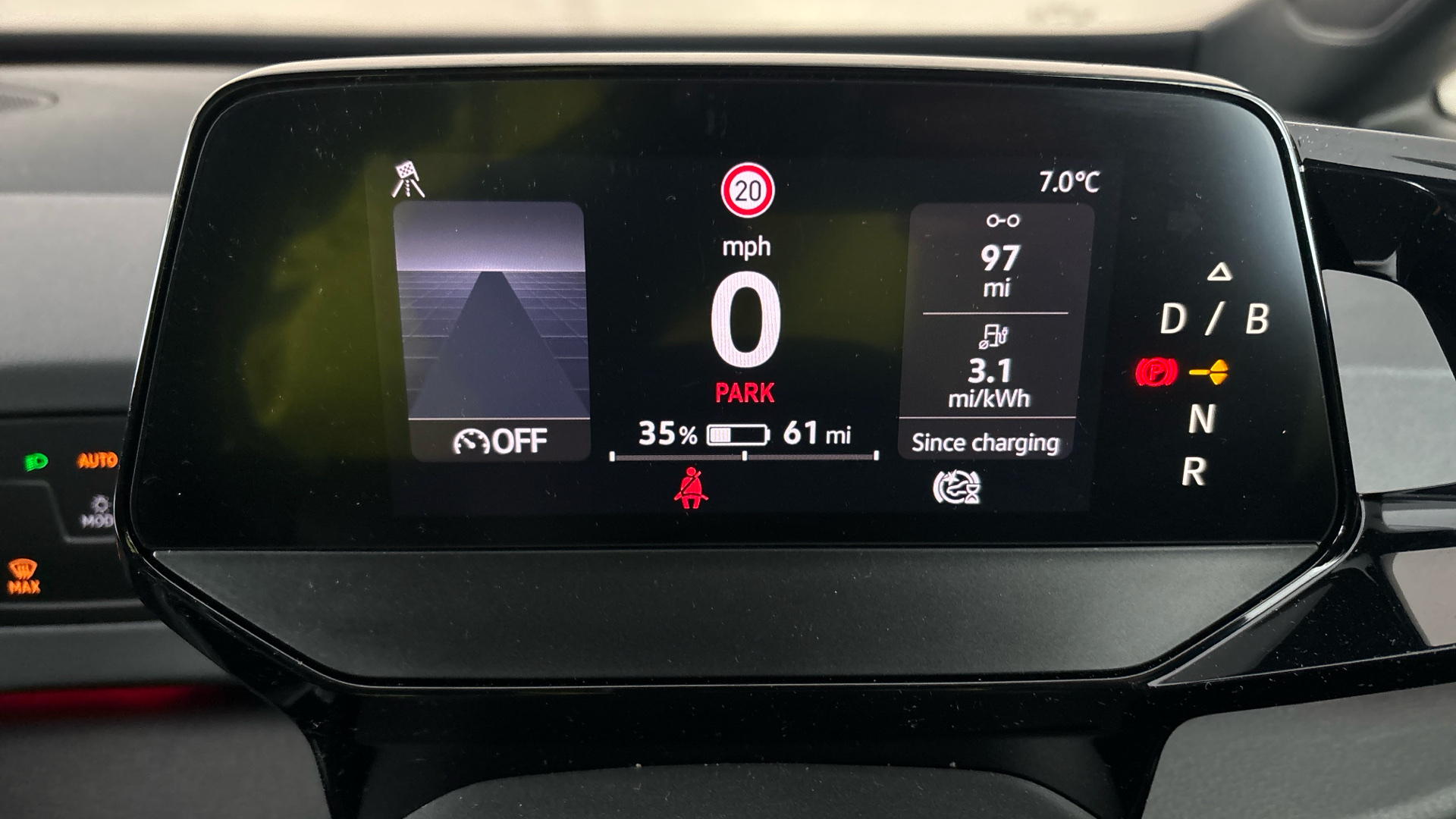 4020675 150kW Life Pro Performance 58kWh 5dr Auto