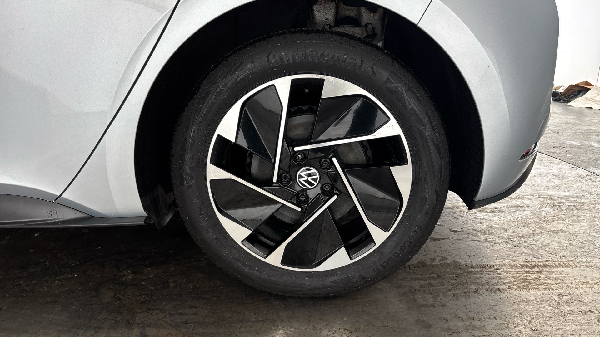 4020675 150kW Life Pro Performance 58kWh 5dr Auto