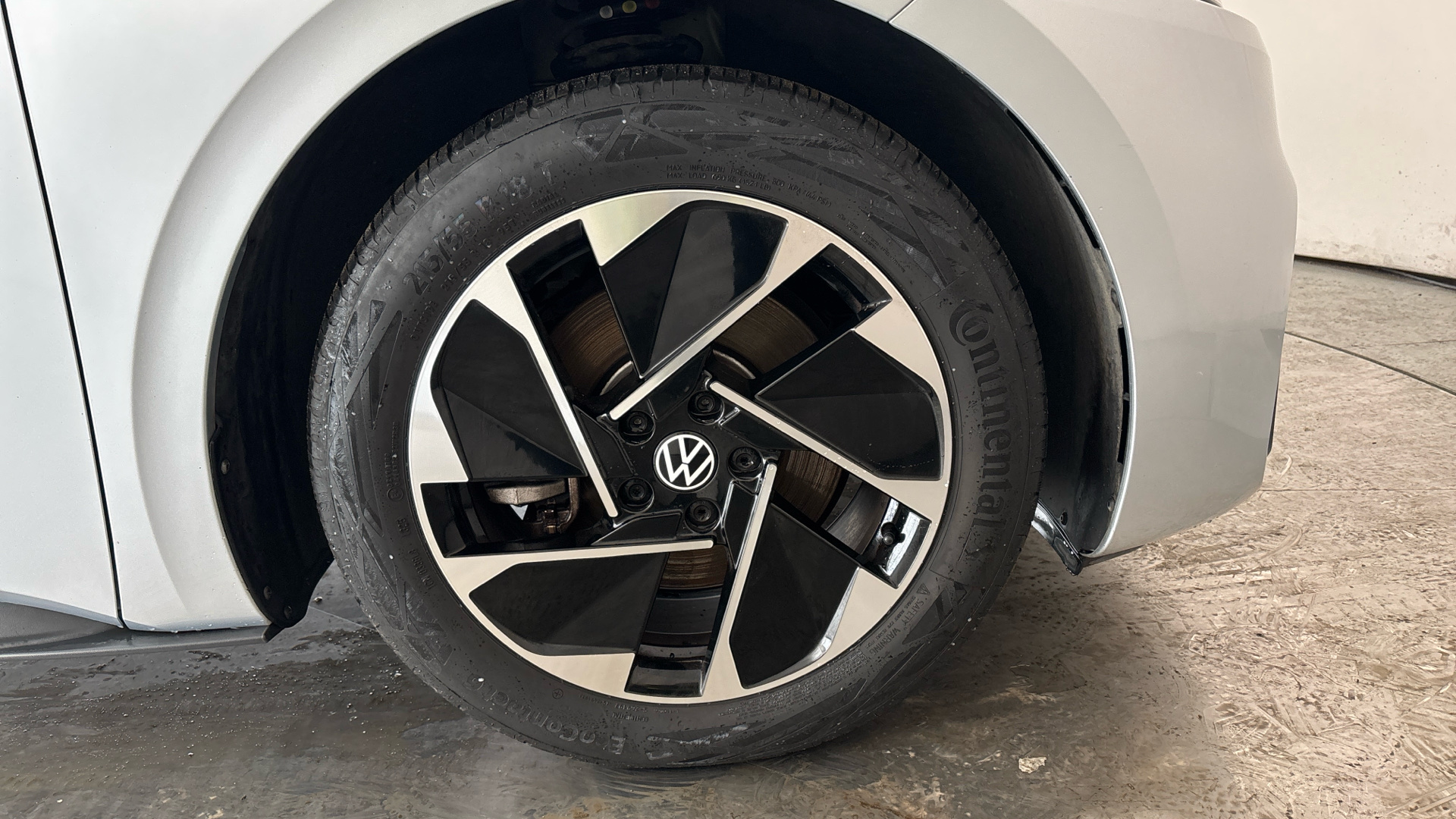 4020675 150kW Life Pro Performance 58kWh 5dr Auto