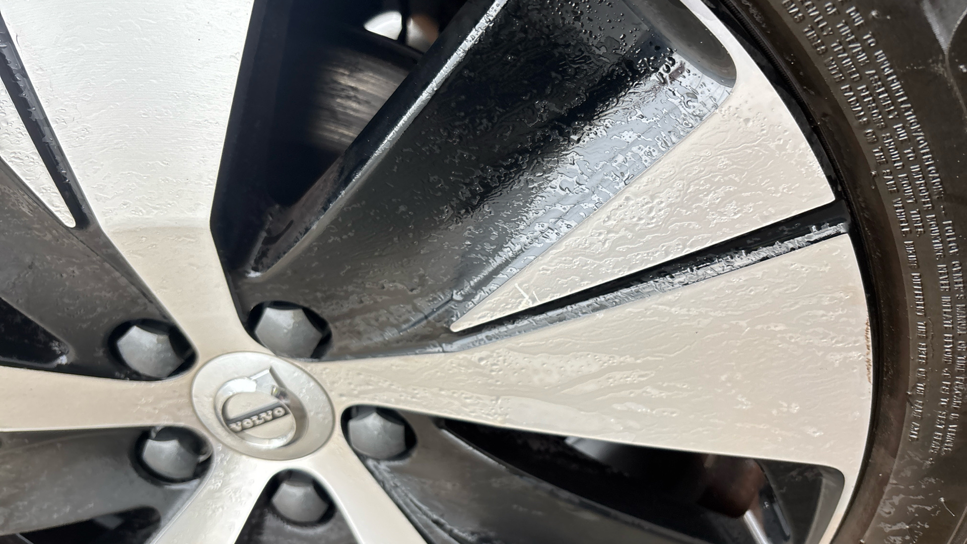 4020806 1.5 T4 Recharge PHEV Plus Dark 5dr Auto