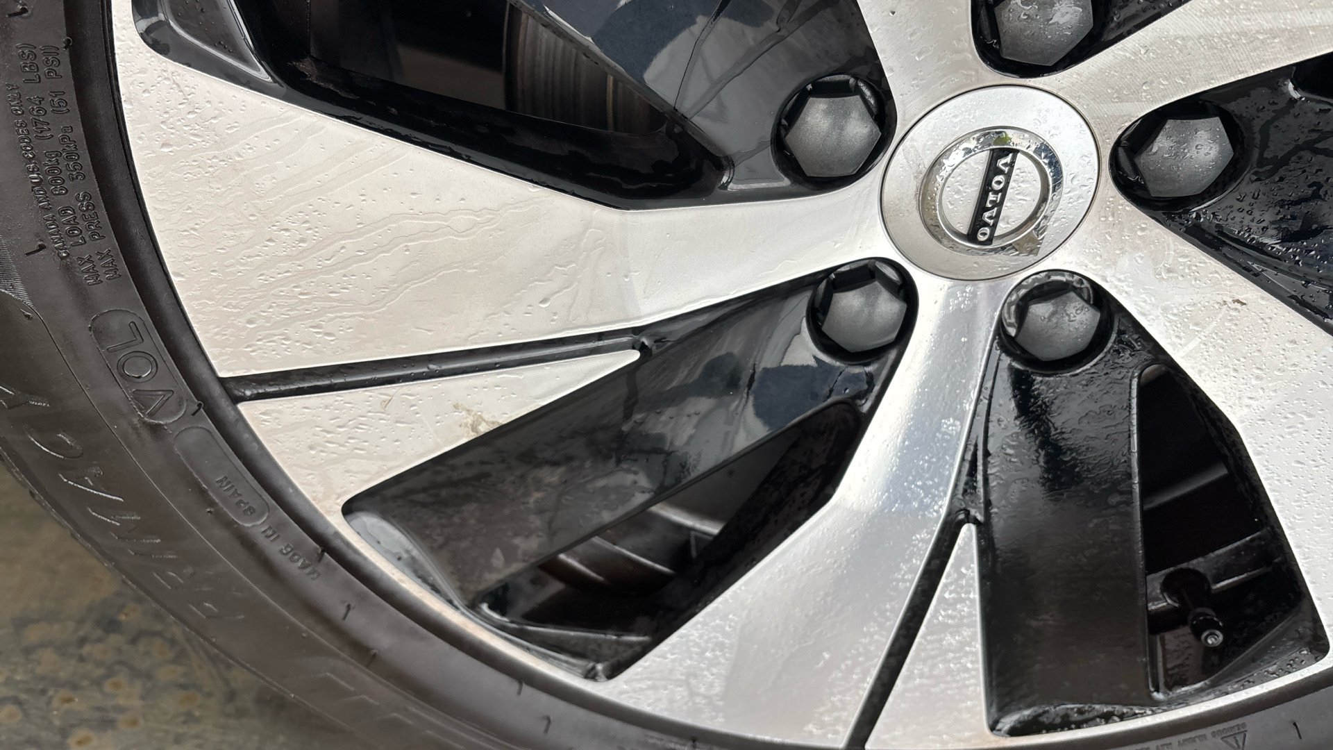 4020806 1.5 T4 Recharge PHEV Plus Dark 5dr Auto