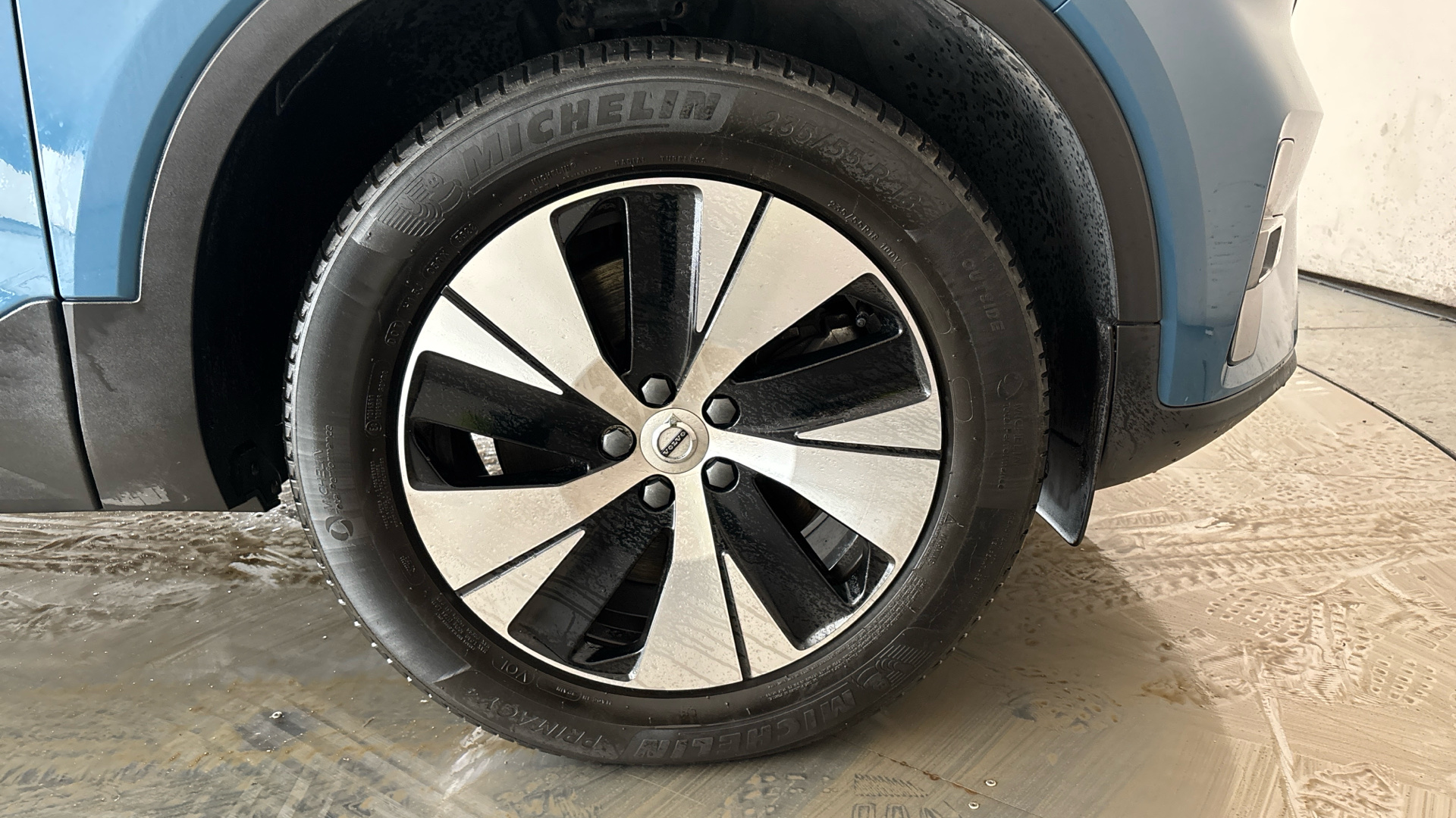 4020806 1.5 T4 Recharge PHEV Plus Dark 5dr Auto