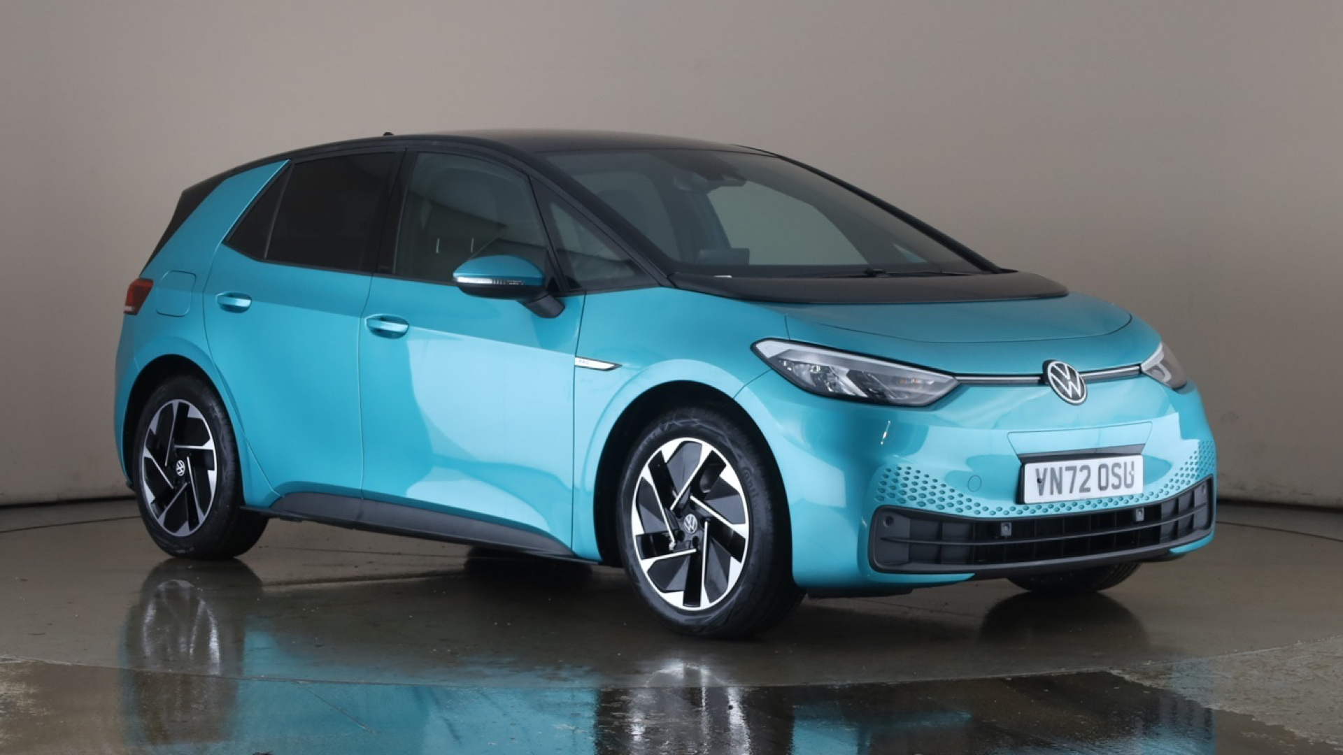 4020913 150kW Life Pro Performance 58kWh 5dr Auto