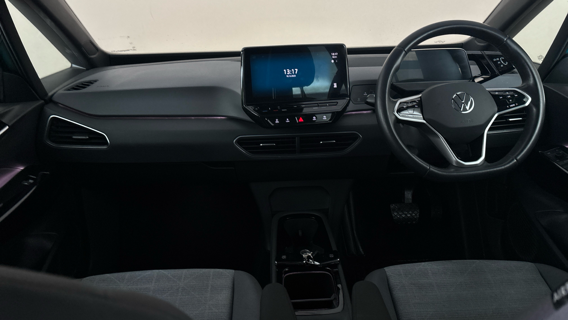 4020913 150kW Life Pro Performance 58kWh 5dr Auto