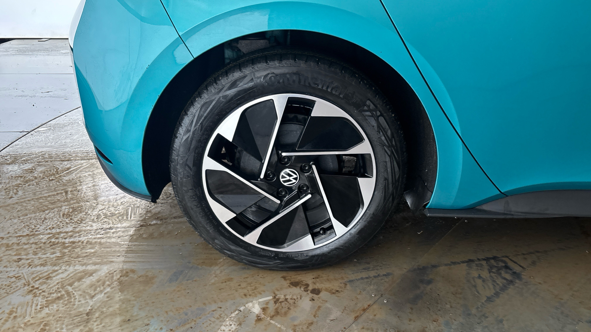 4020913 150kW Life Pro Performance 58kWh 5dr Auto